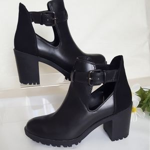 Zara💥Black Suede Leather Ankle Block Heels Booties